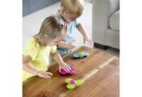 FAT BRAIN Spinner "Whirly Squigz Single"