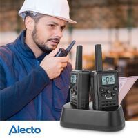 Alecto Walkie-Talkie Set / 2 Handsets / Bis zu 10 km / Frequenzkanäle: 8 / PTT / VOX / 24 h Standby / Inklusive Ladestation / Kopfhörerausgang / Schwarz