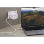 Skross 2-poliger Weltreise-Adapter mit integriertem Dual-USB-Ladegerät (1x USB C & 1 x USB) 45 Watt Power Delivery