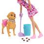 Mattel Barbie Malibu Hundespaziergang Spielset, enthält Puppe, Hund zum Spazierengehen und Häufchenm